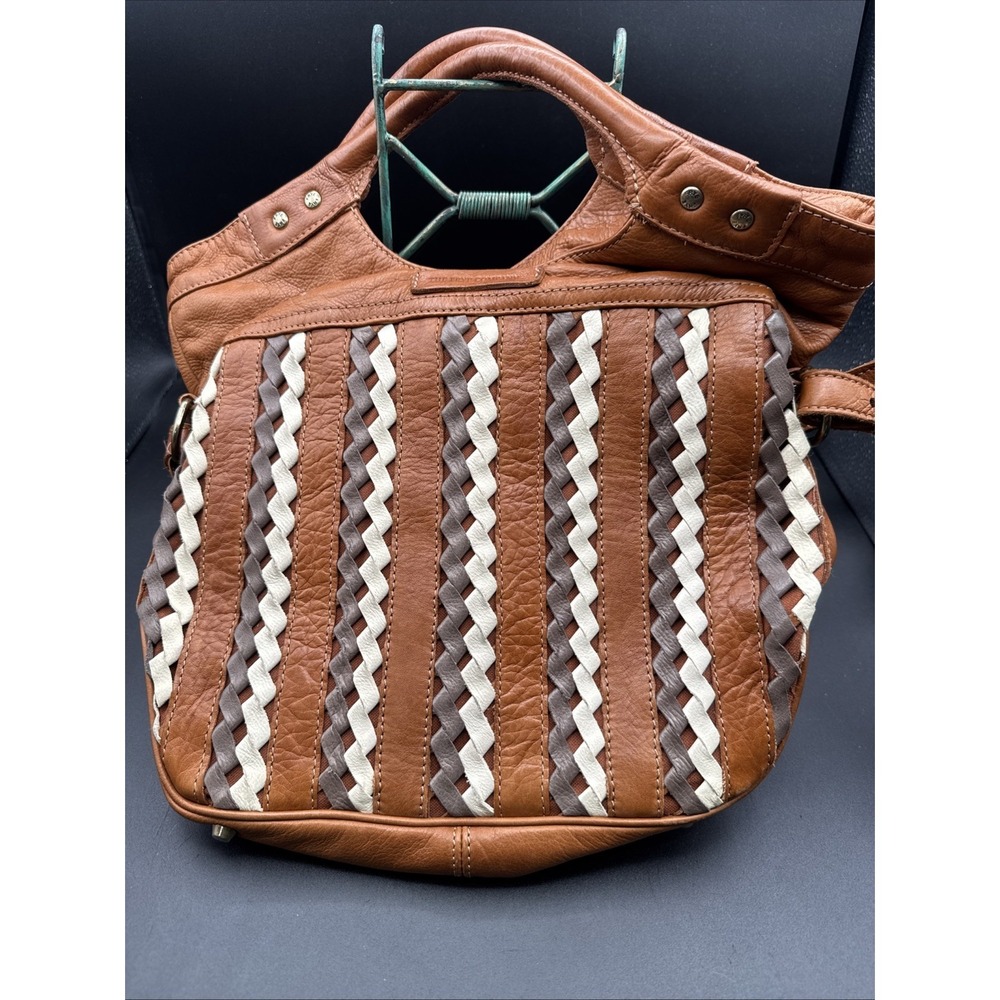 Frye Tricia weave bucket women's woven leather shoulder bag cream and brown Boho